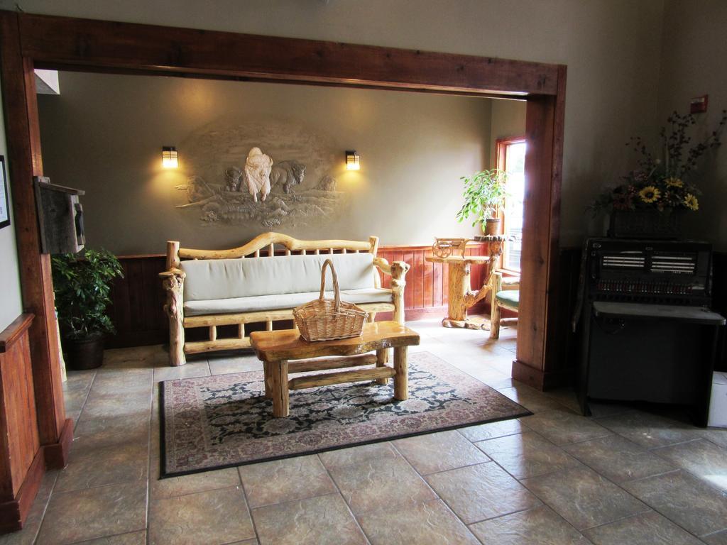 White Buffalo Hotel غرب يلوستون المظهر الخارجي الصورة